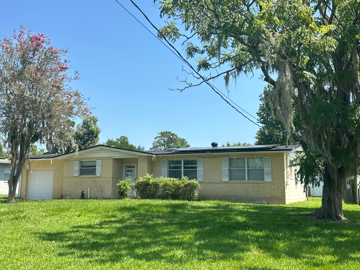 1119 Gunka Rd photo 2