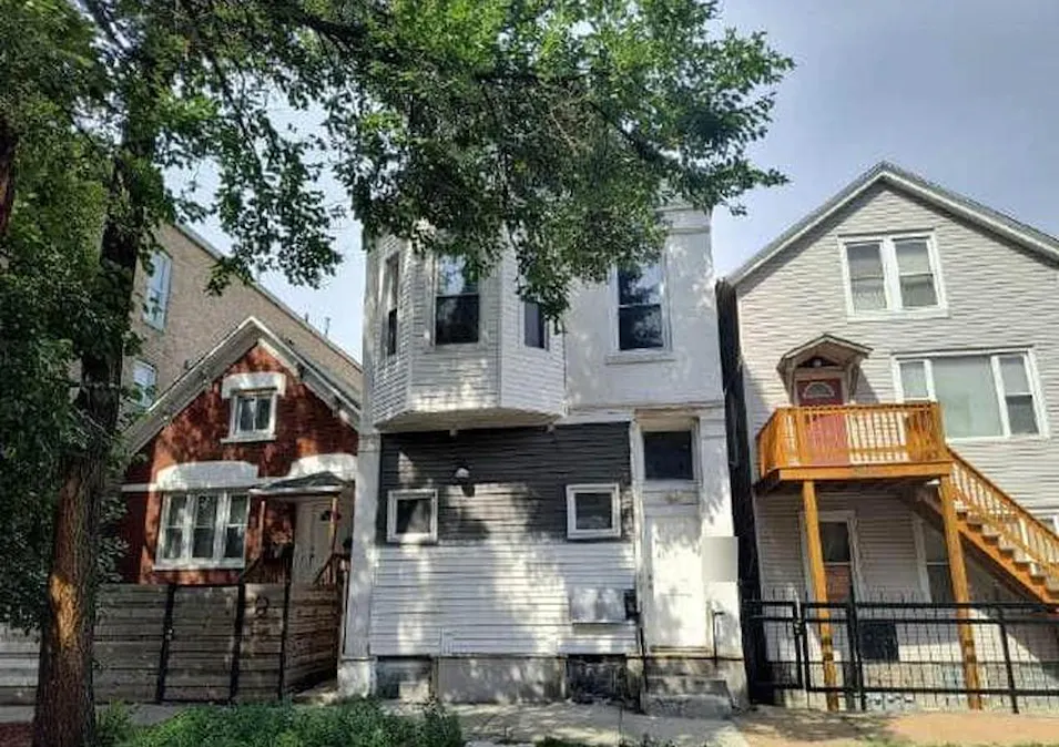 2020s Washtenaw Ave Chicago, IL 60608, Cook County