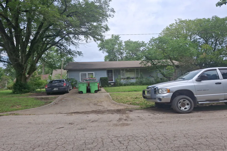 327 W 8th St Lyndon, KS 66451, Osage County