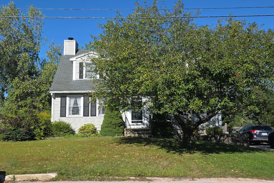 129 Gantry Street Manchester, NH 03103, Hillsborough County
