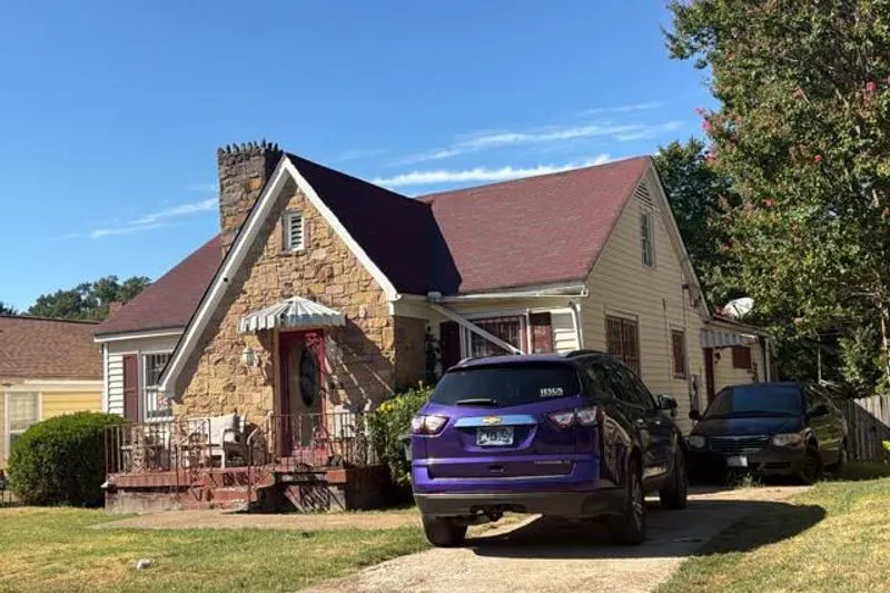 Quinn Ave, Memphis, TN 38106 #1
