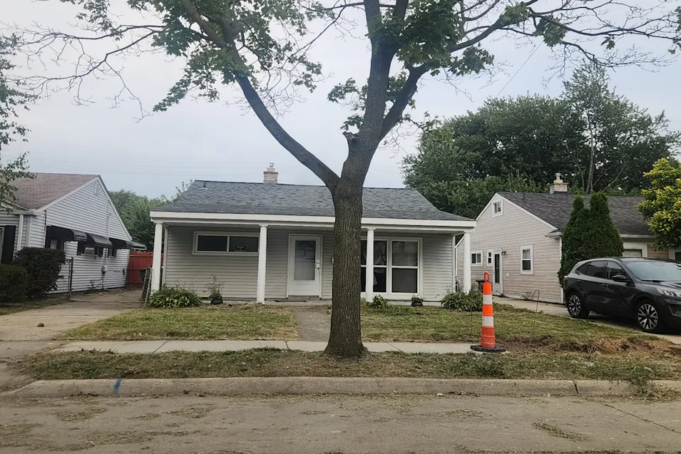 23122 Crossley Ave Hazel Park, MI 48030, Oakland County
