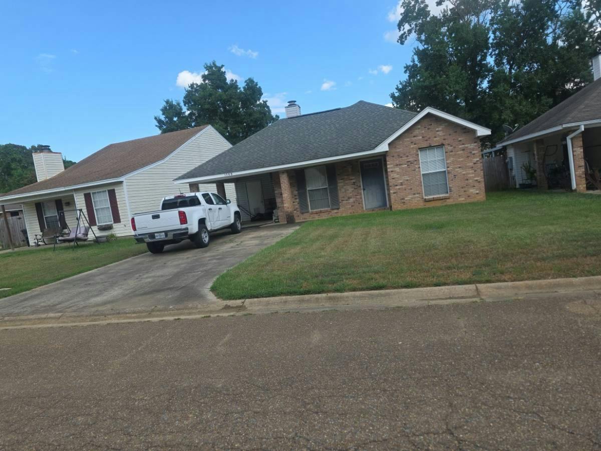 Chelsea Ln, Richland, MS 39218