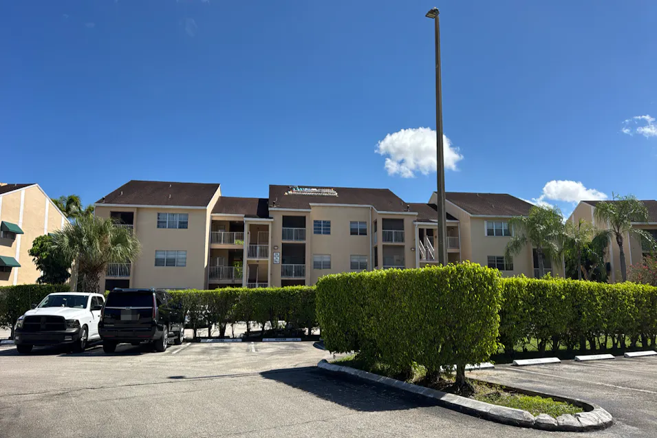 15325sw106th Ter 632 Miami, FL 33196, Miami-Dade County