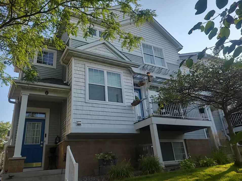 1678 Village Trl E 1 Maplewood, MN 55109, Ramsey County