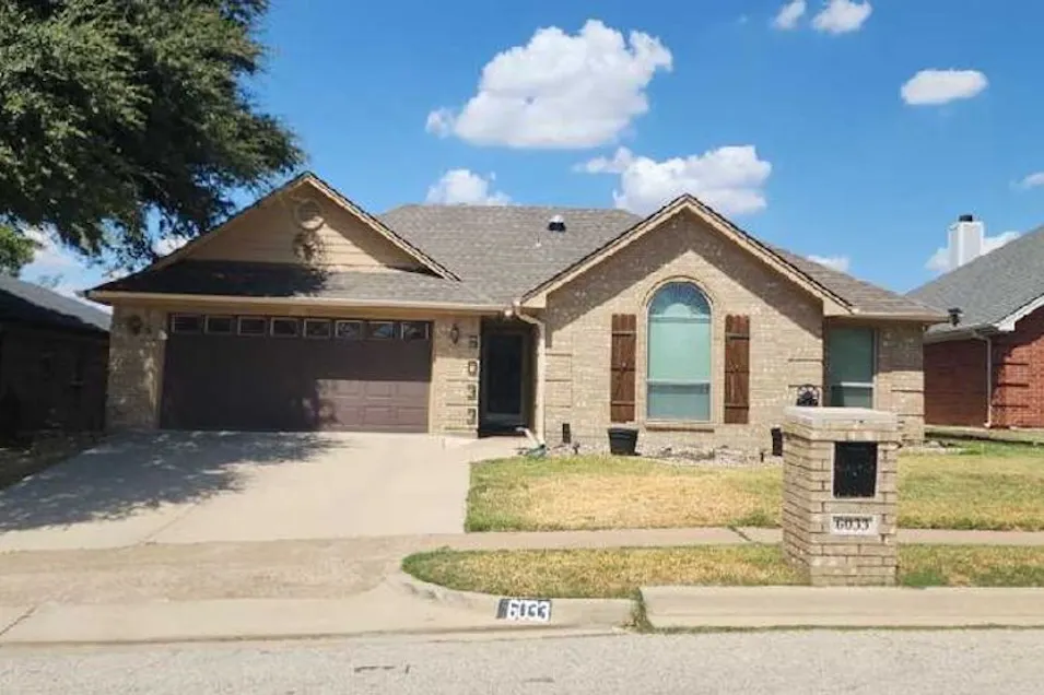 6033 Sundown Dr Watauga, TX 76148, Tarrant County