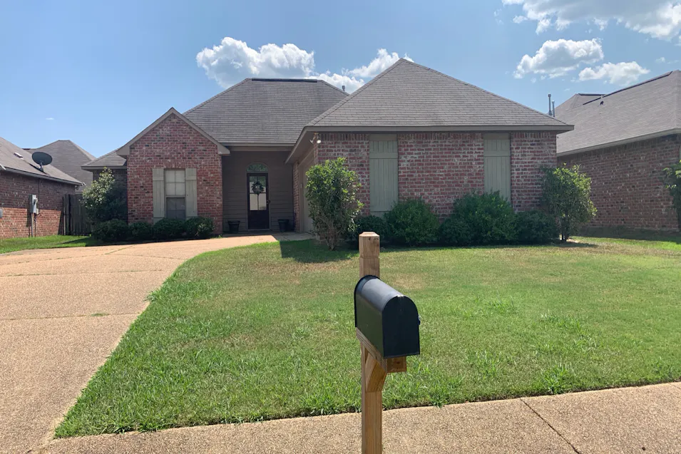 122 Garrett Dr Terry, MS 39170, Hinds County