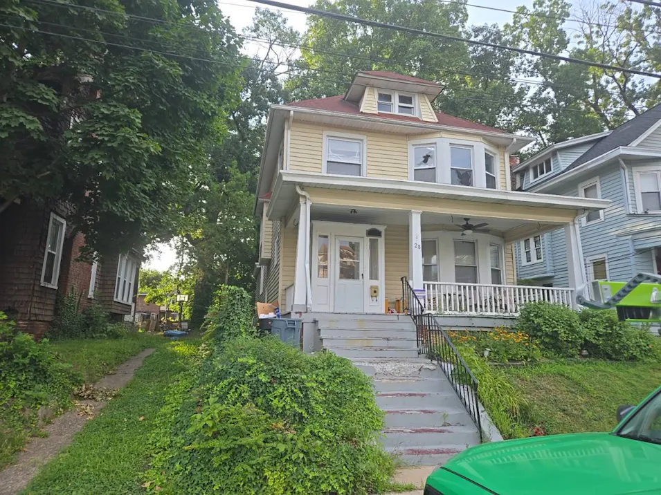 28 Oak Ln Trenton, NJ 08618, Mercer County