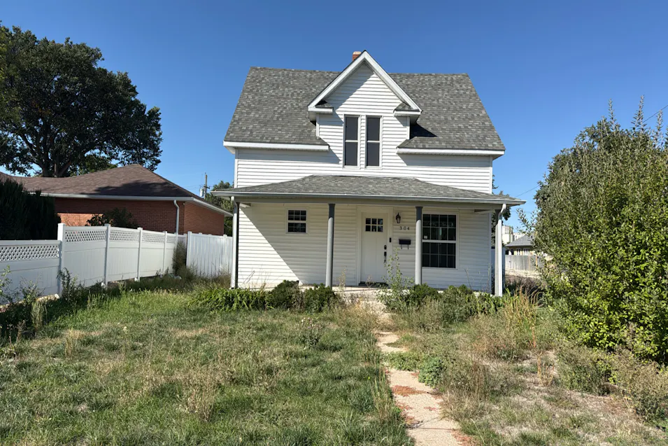 304 S High School Ave Holyoke, CO 80734, Phillips County