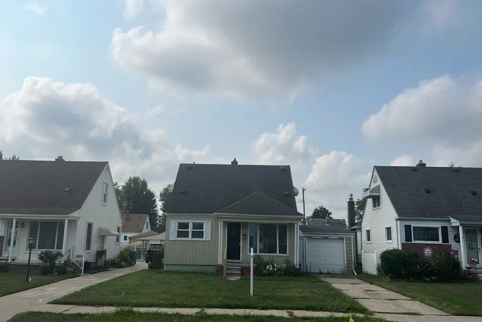 28629 James St Garden City, MI 48135, Wayne County