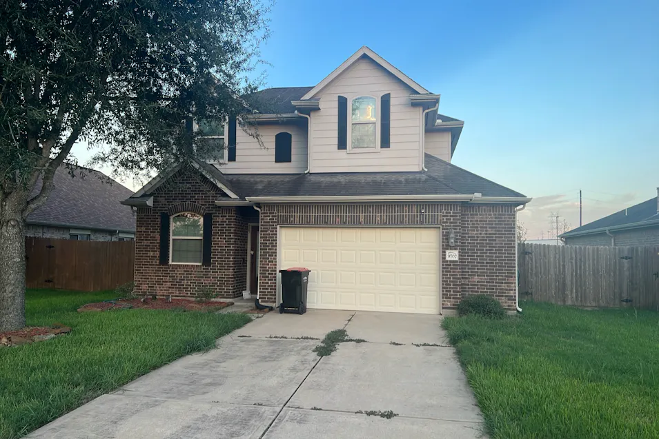 9707 Golden Cypress Dr Rosharon, TX 77583, Brazoria County