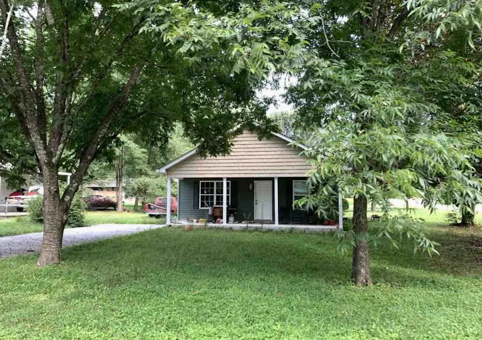 615 Rickenbacker Drive Tullahoma, TN 37388, Coffee County
