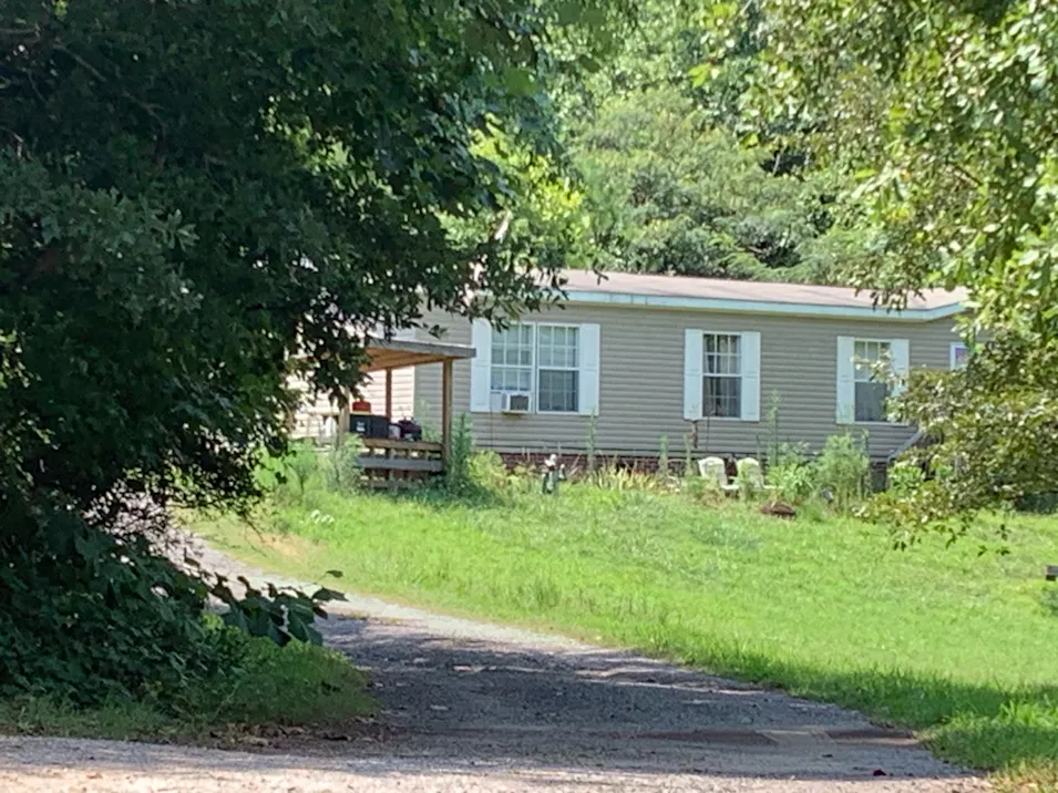 845hellams Rd Gray Court, SC 29645, Laurens County