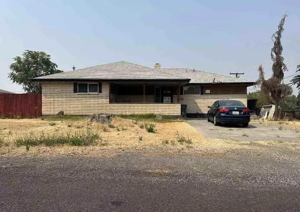 1804 W 12th Ave Kennewick, WA 99337, Benton County