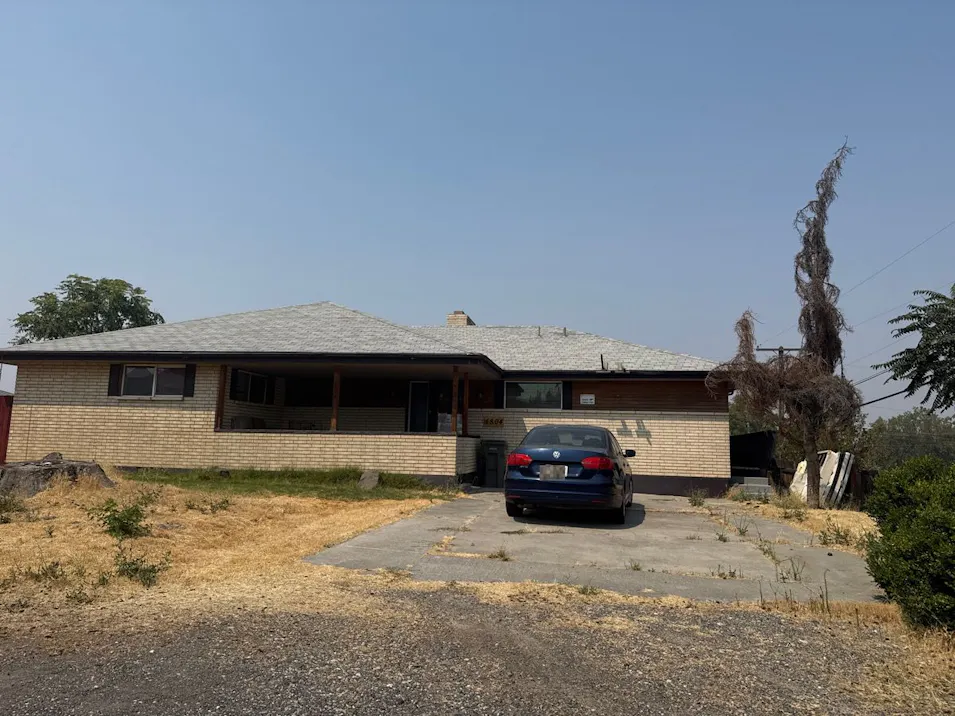 1804 W 12th Ave Kennewick, WA 99337, Benton County