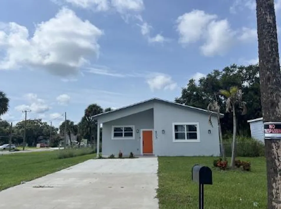 803 Avenue B Fort Pierce, FL 34950, Saint Lucie County
