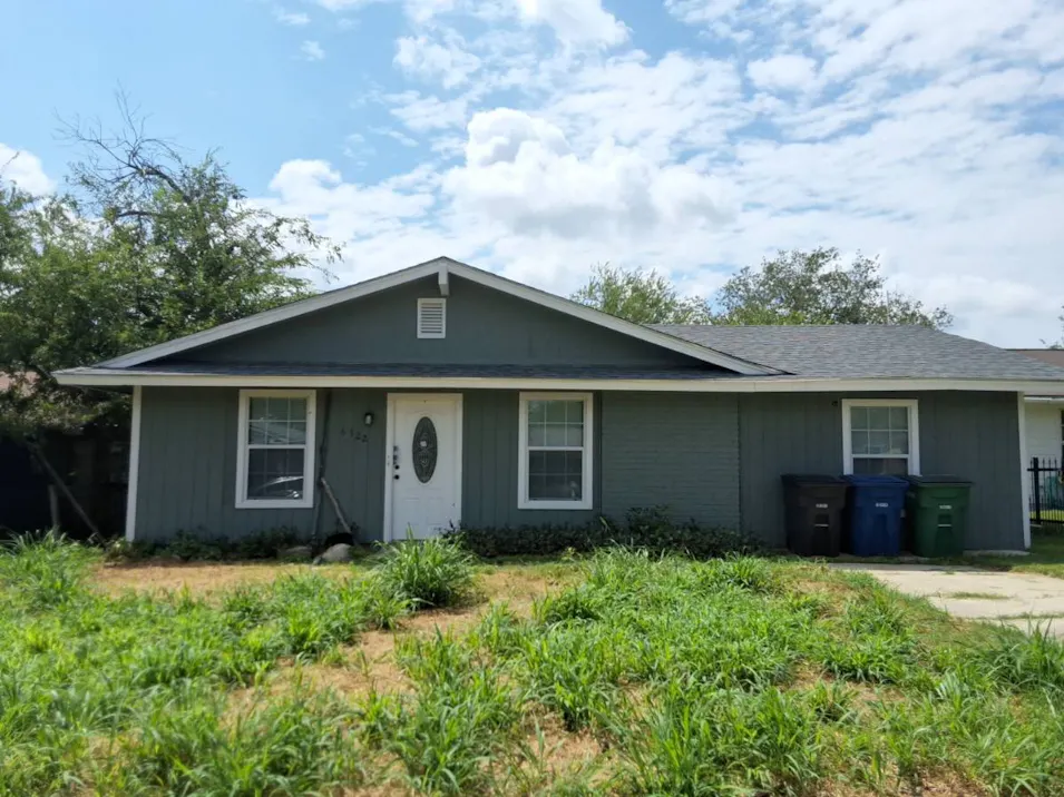 6122 Bark Valley Dr San Antonio, TX 78242, Bexar County