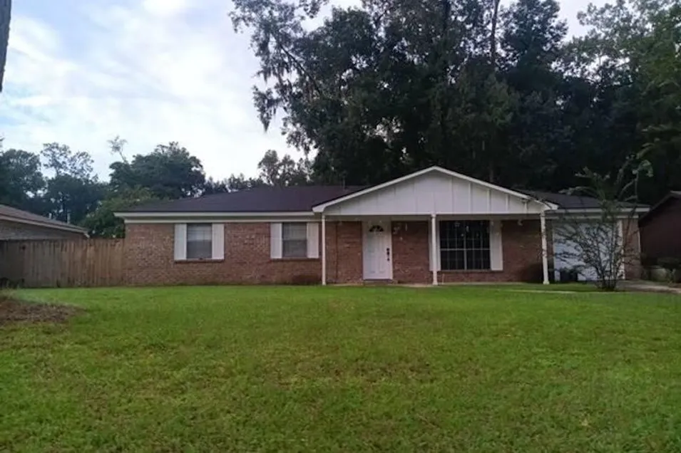 31 E Welwood Drive Savannah, GA 31419, Chatham County