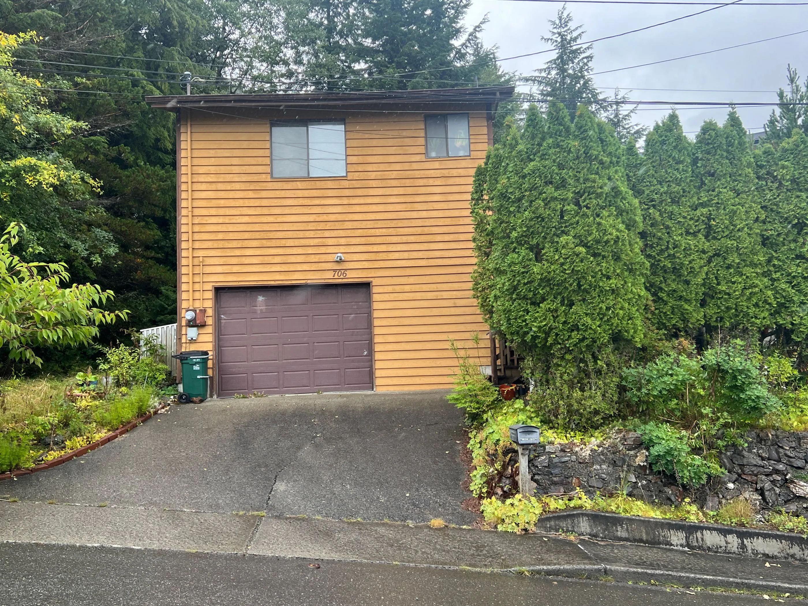 College Ct, Ketchikan, AK 99901