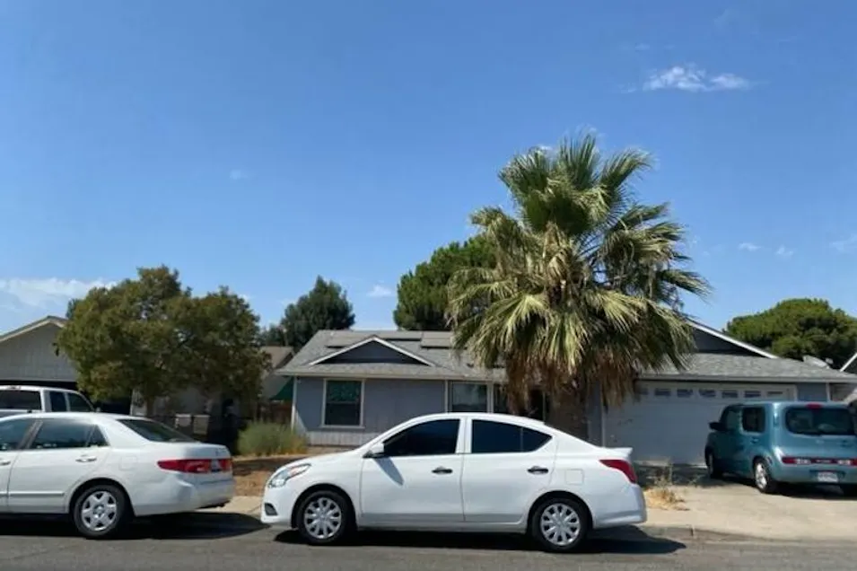 742 E Morton Ave Porterville, CA 93257, Tulare County
