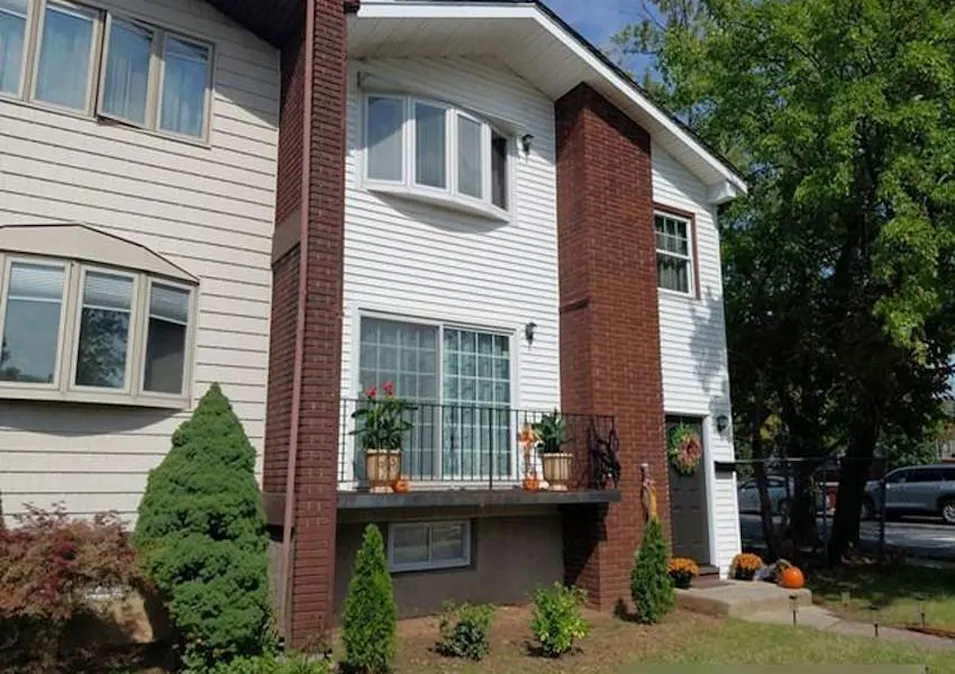 271 Leverett Ave Staten Island, NY 10308, Richmond County