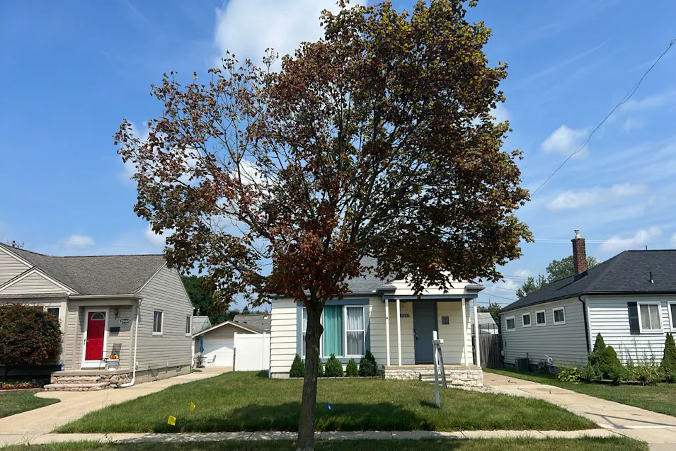 29454 Barton St Garden City, MI 48135, Wayne County