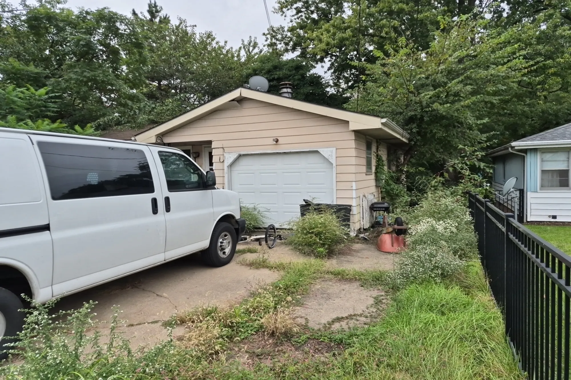 Limestone Ln, Peoria, IL 61604 #1