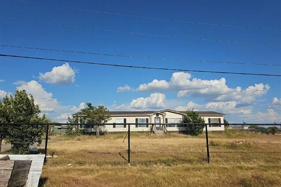 5908 Elderberry Ct Joshua, TX 76058, Johnson County