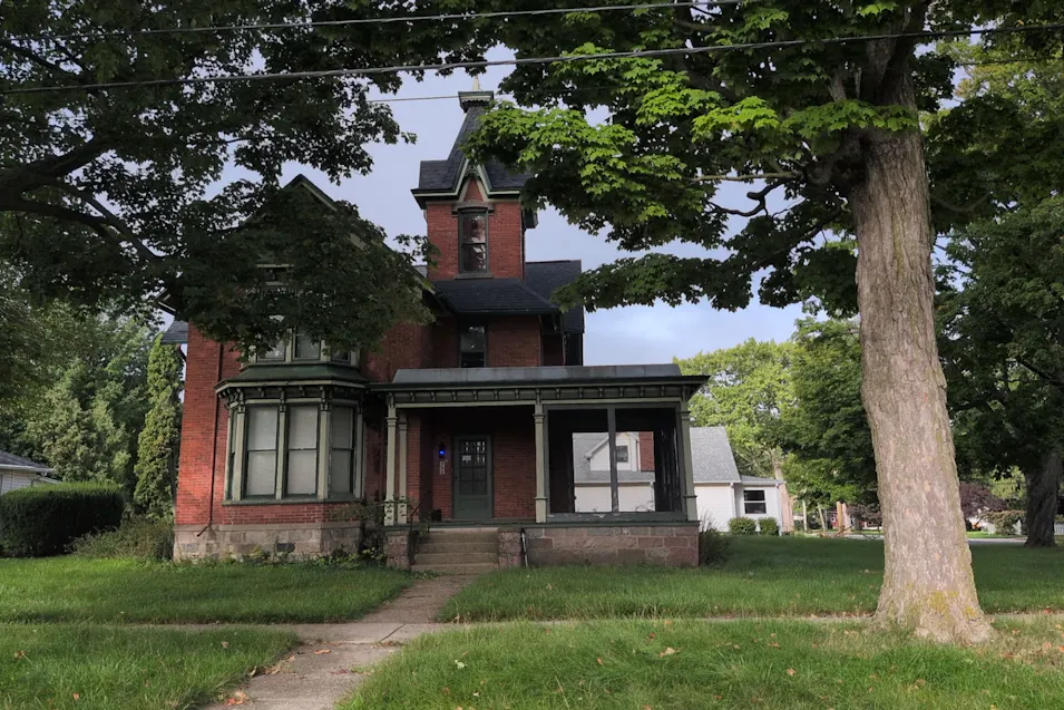 200 S Church St Saint Johns, MI 48879, Clinton County