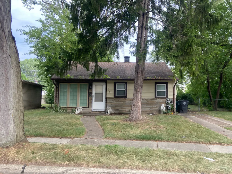 10050 Troy St Oak Park, MI 48237, Oakland County