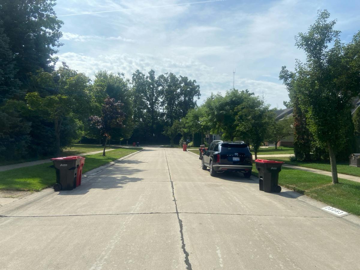 Senator Cir, Southfield, MI 48034