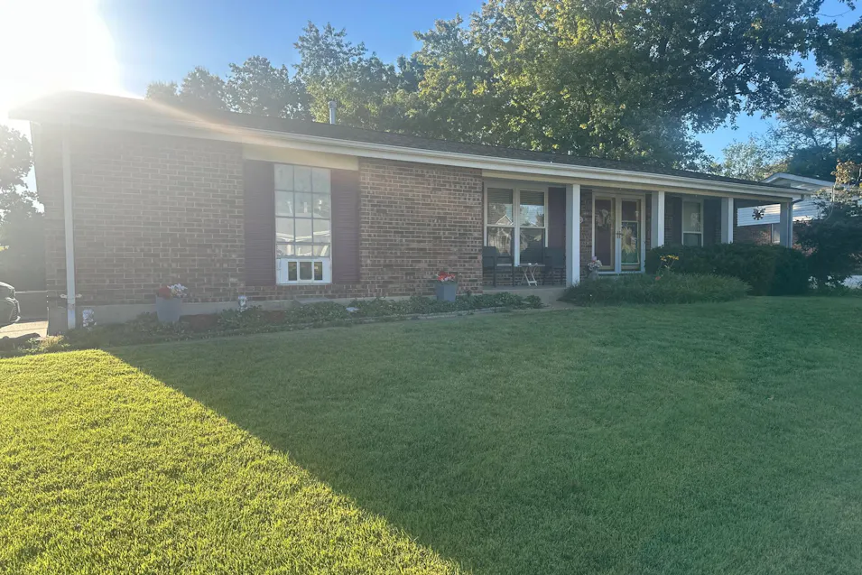 2610 Irondale Drive Saint Louis, MO 63129, Saint Louis County