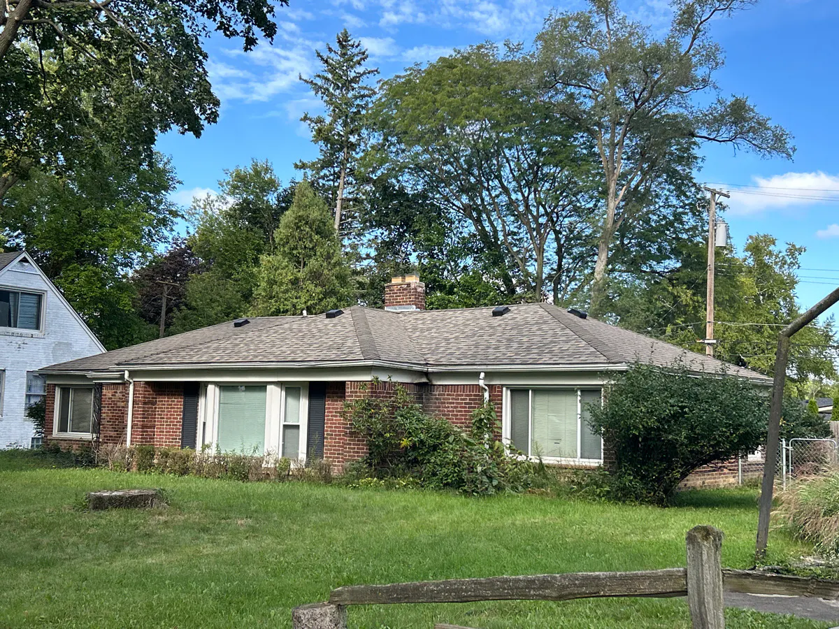 Donald , Redford, MI 48239 #1