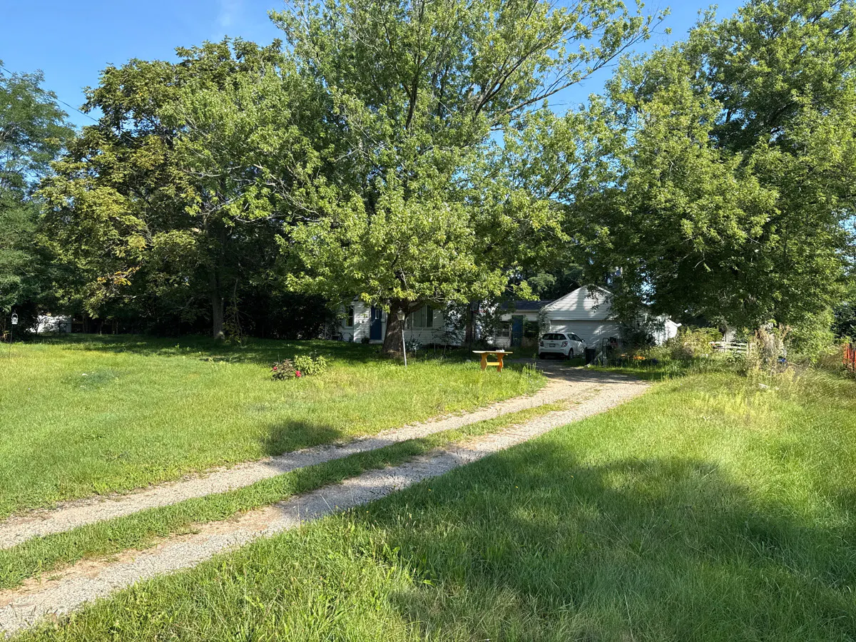 Michigan Ave, Jackson, MI 49201 #1
