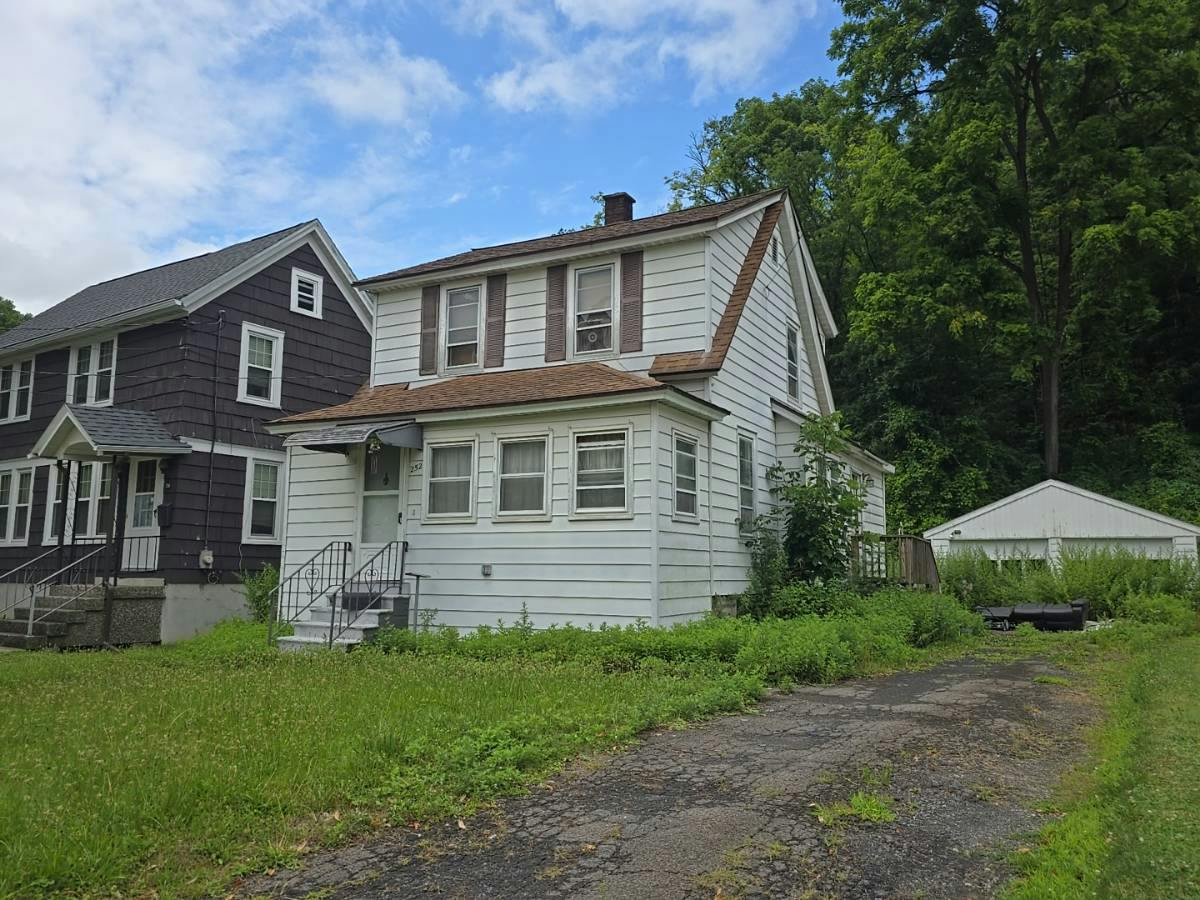 Florida Ave, Amsterdam, NY 12010 #1