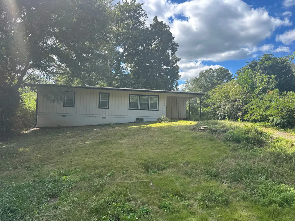 2372 Brackett Rd SW Marietta, GA 30060-4680, Cobb County