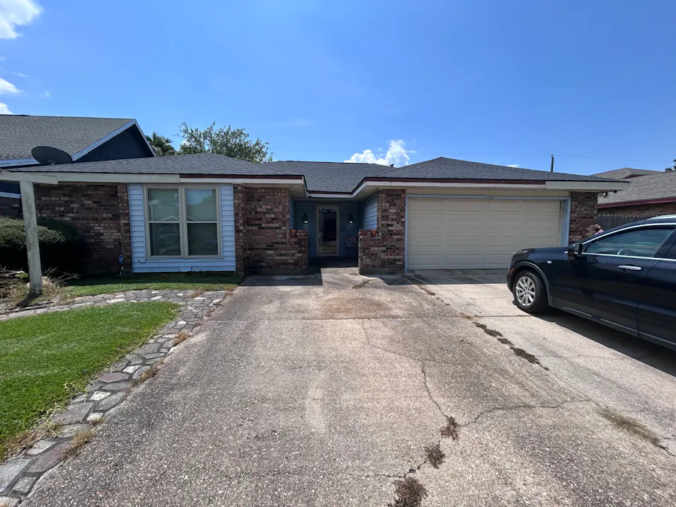 1913 Van Arpel Drive Laplace, LA 70068, St John the Baptist County