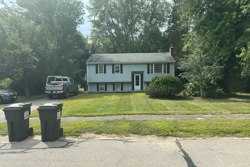 25 Lexington Lane