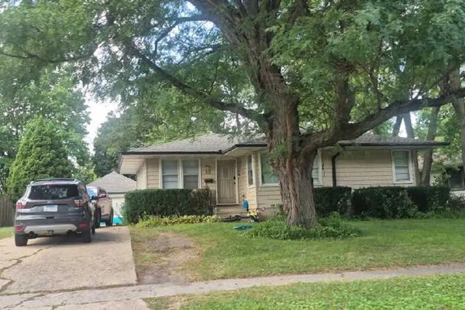 813 Sharon Dr Dekalb, IL 60115, Dekalb County