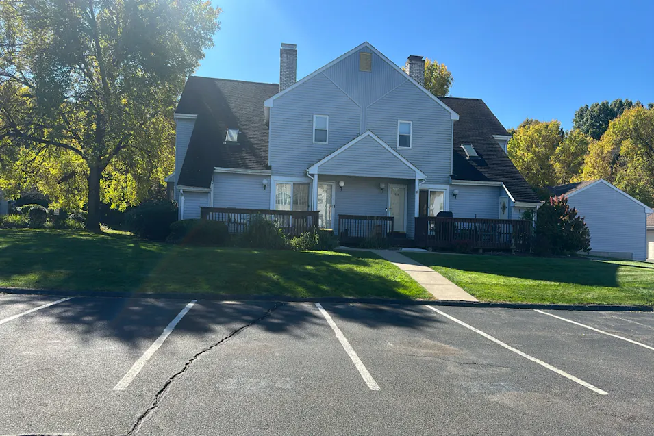 25 Folkstone Road East Windsor, CT 06016, Hartford County