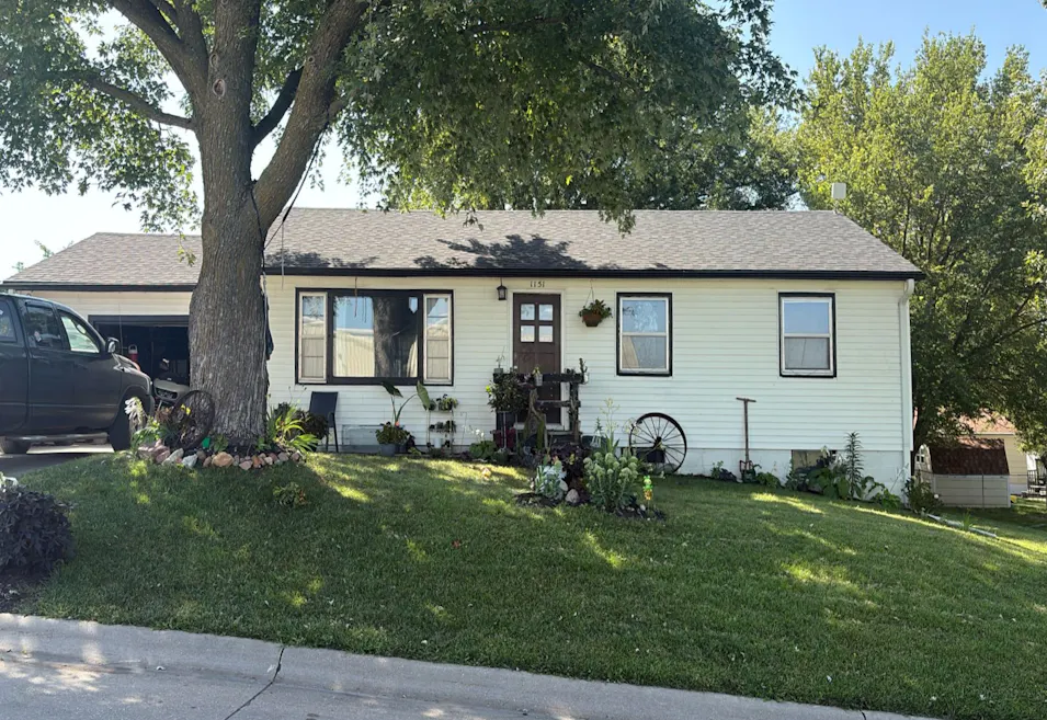 1151 Lincoln St Tecumseh, NE 68450, Johnson County