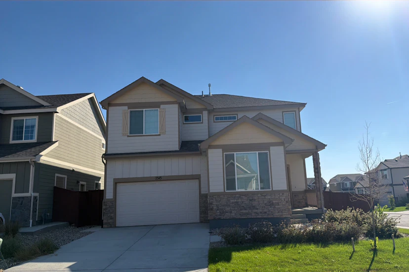 2343 Golden Way