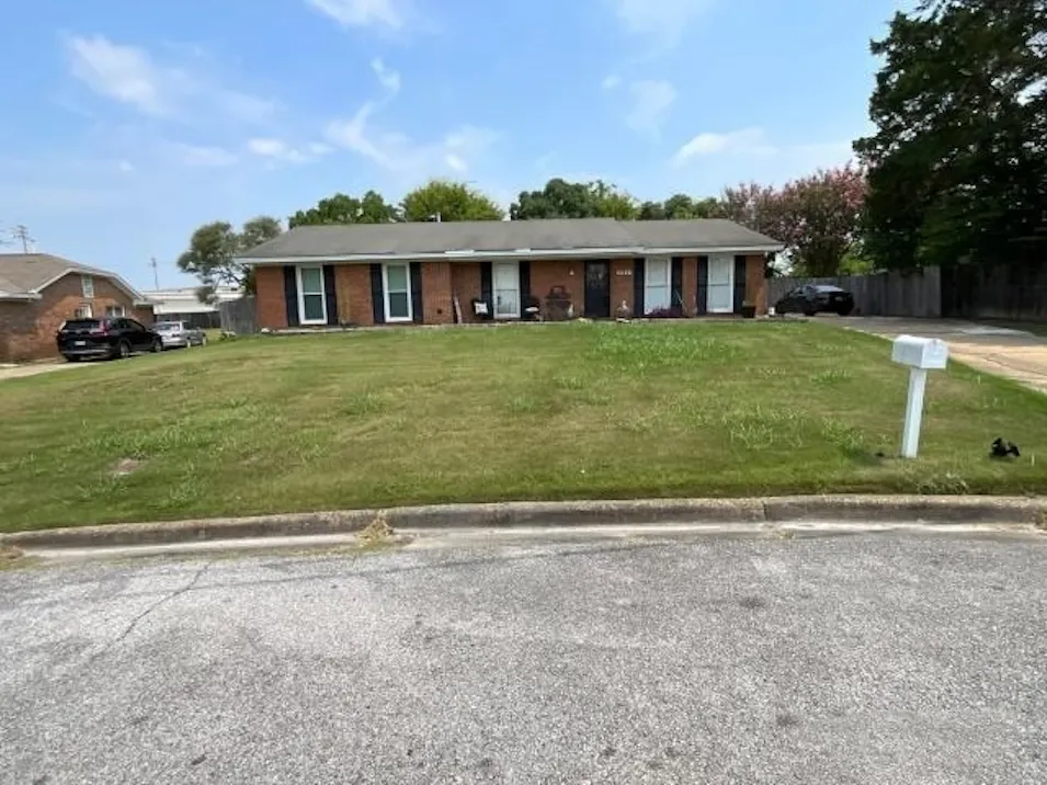 1804 Alderpoint Dr Montgomery, AL 36106, Montgomery County