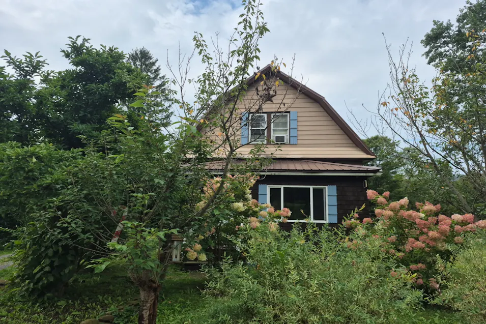 672 W Main St Sheffield, PA 16347, Warren County