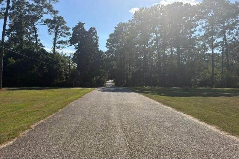 6th St, Bay Minette, AL 36507