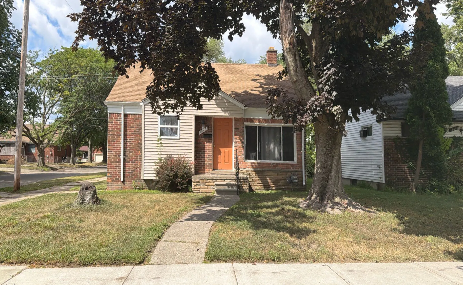 Burgess , Detroit, MI 48219 #1