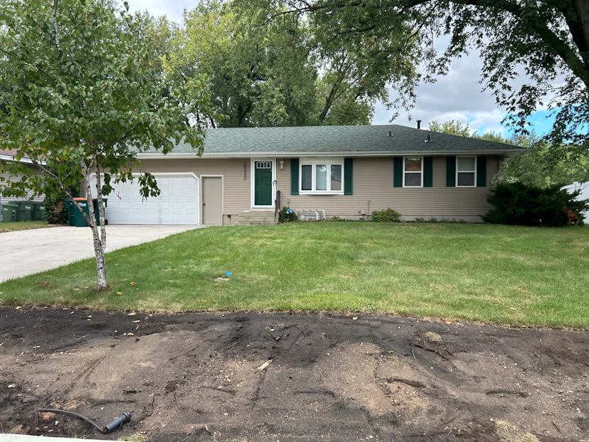 10557 Quincy Bv Ne