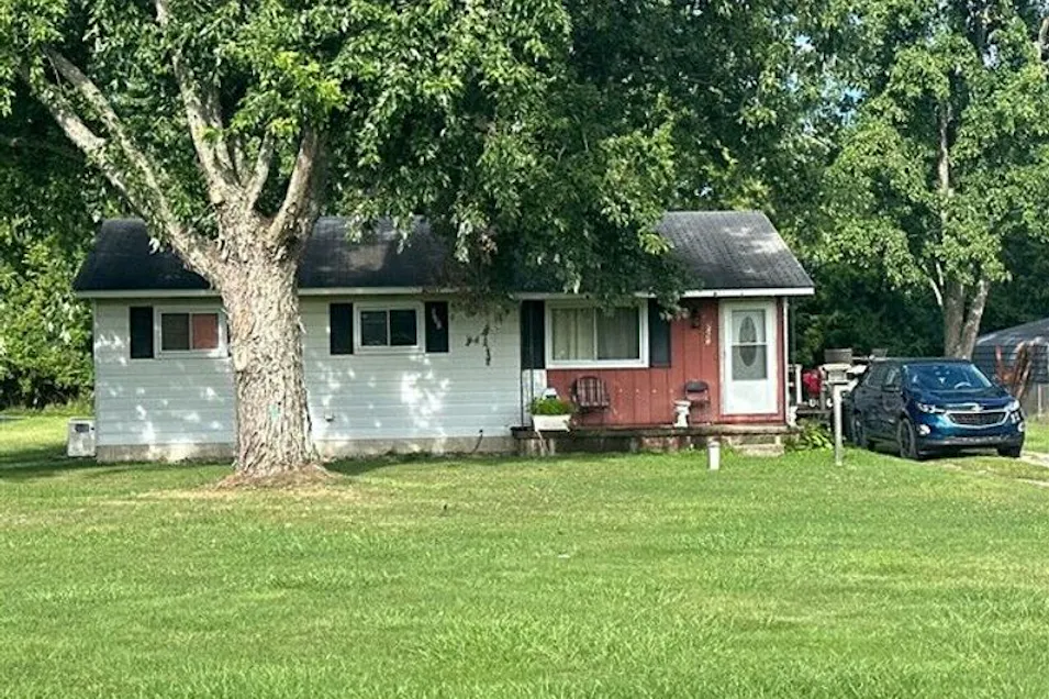 9091 N Vassar Rd Mount Morris, MI 48458, Genesee County