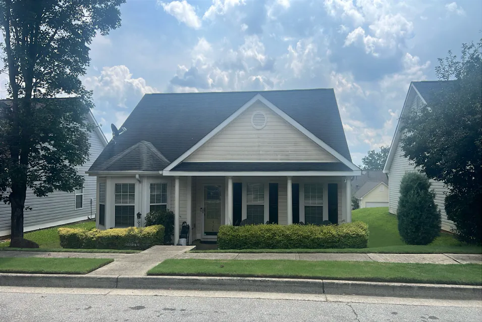 426 Fairlawn Dr Stockbridge, GA 30281, Henry County