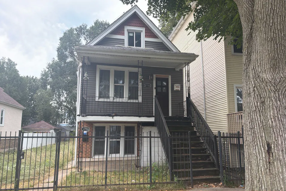 8736 S Marquette Ave Chicago, IL 60617, Cook County